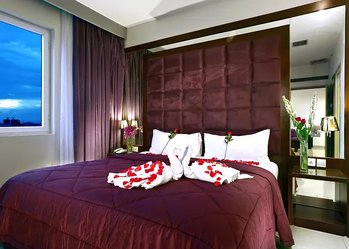 Royal Palm Hotel & Conference Center Cengkareng Yakarta